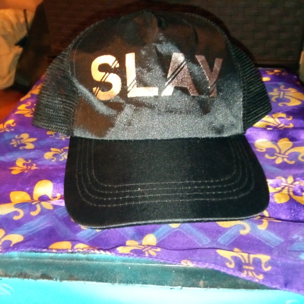 Slay hat
